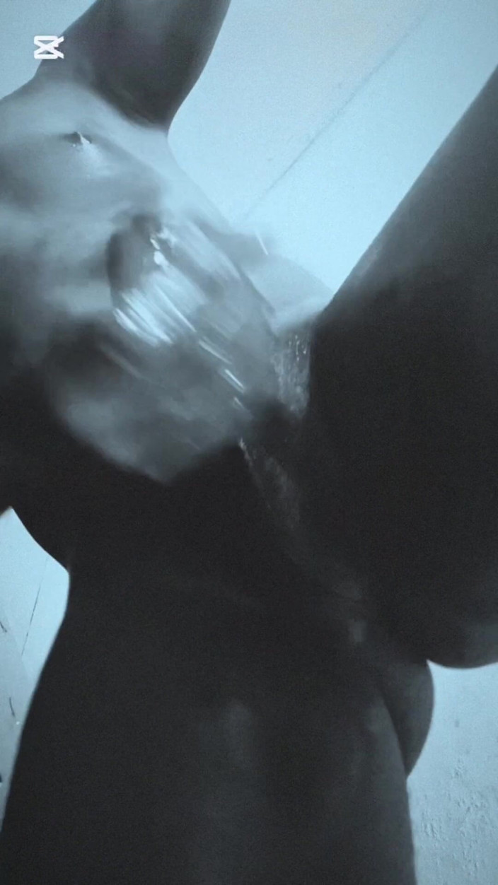 Bbc-godaddy: Bölüm 1 büyük zenci yarağı usta damızlık sert okşuyor ve boşalana...