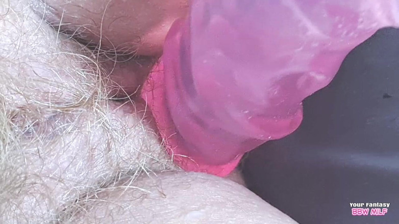 BBW_Wife: 아줌마의 새로운 딜도 클로즈업(거유 후장 털이 무성한 보지 집에서 만든 마누라 밀프 PAWG GILF 페티쉬 아마추어 미시)