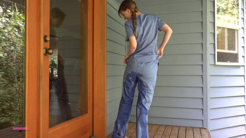 Destination Kat: Wetting My Scrubs