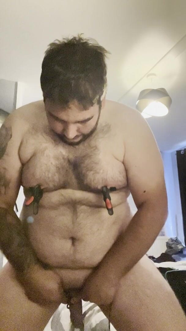 Shaun Cbt: Kontol dan peler cewek nakal ini dientot gaya doggy habis-habisan...