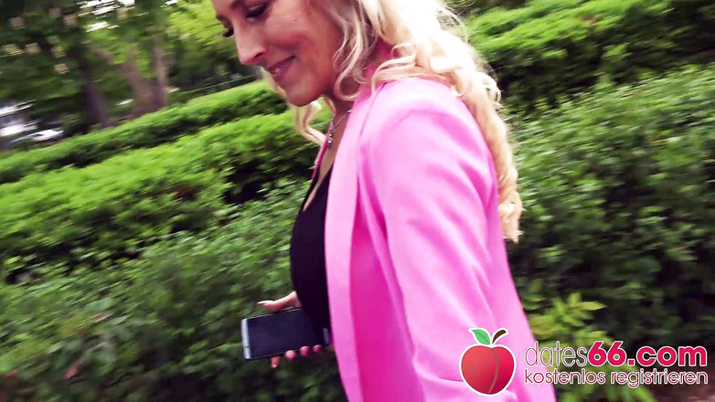 Dates66: Büyük memeli orta yaşlı seksi kadın lana vegas'ta apartmanda sikiliyor