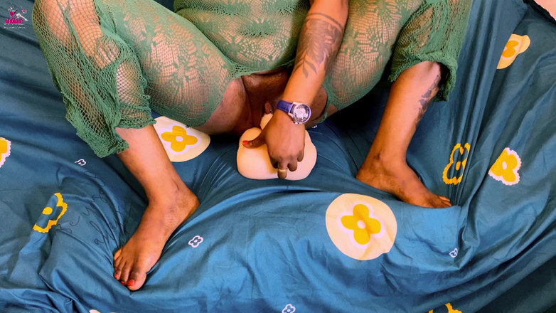 SugarNSpice01: Углигальз Мастурбация