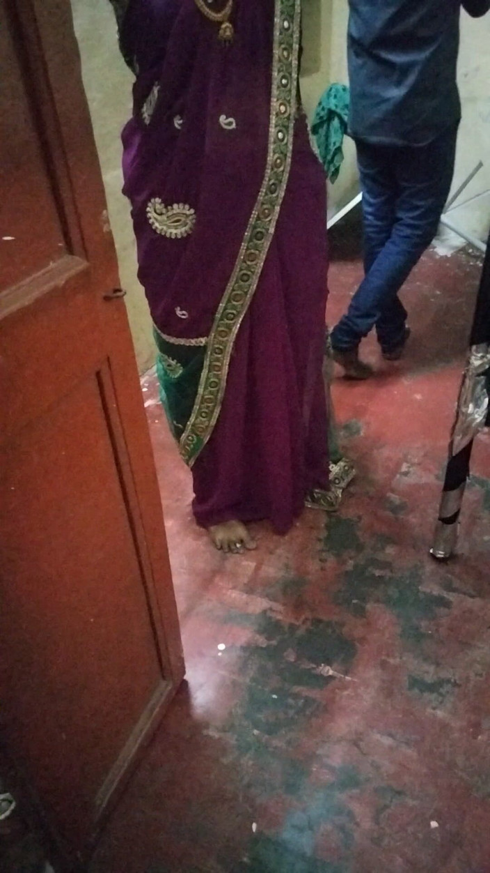 Tamil lesbian: Primera noche - detrás de la sesión de fotos