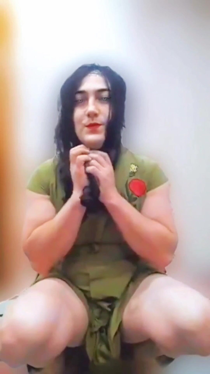 Kitty_Cross: Lasciami sporcare la tua giornata