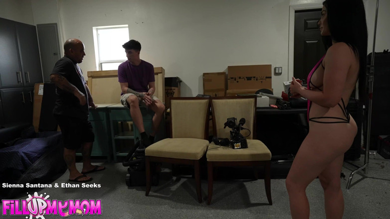 Fill Up My Stepmom: Bts cu Sienna Santana partea 1