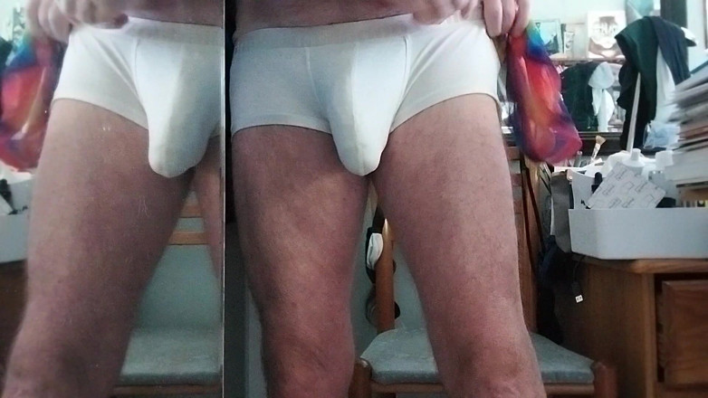 Hairyartist: Bir Pride Fitting