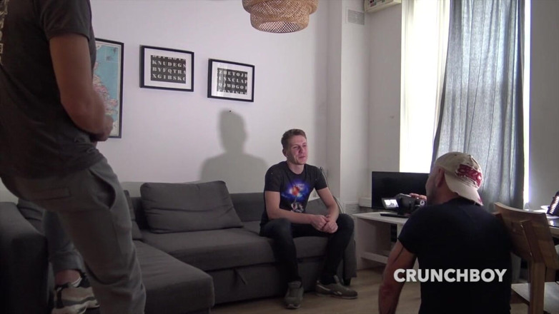 The best new bareback amateur clips: Tink KORAR blonde dikongkek mentah oleh JAMES BENETT