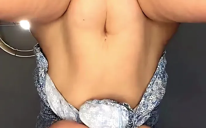 JessieHH: Double Pussy Penetration with Creampie and Blowjob and More