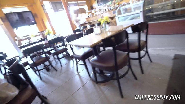 Waitress POV: Waitress POV - Khloe Kapri