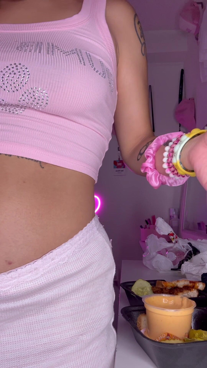 Nali Marie: Spicy Food Mukbang Overeating Facestuffing Petite Girl Eating Hot Food...