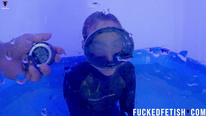Fucked fetish: Sattira Diving Dream Co2 호흡 훈련 쿨 풀룸 Neop
