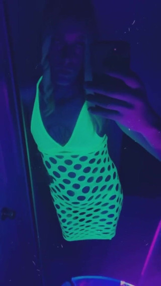 CarmenMelatonin: Sexy lingerie Rave Gurl