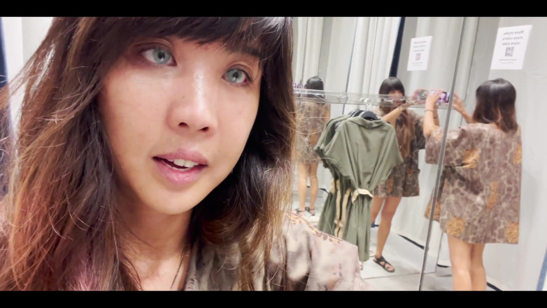 DaringKiara: วันนี้เป็นวันเกิดฉัน เลยตัดสินใจซื้อเดรสใหม่เป็นของขวัญให้ตัวเอง
