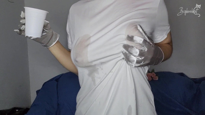 BigBoobCat: Bộ ngực to tự nhiên của tôi đang chờ đợi ánh nhìn của...