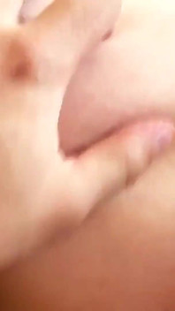 Ela não gosta de um dedo na bunda