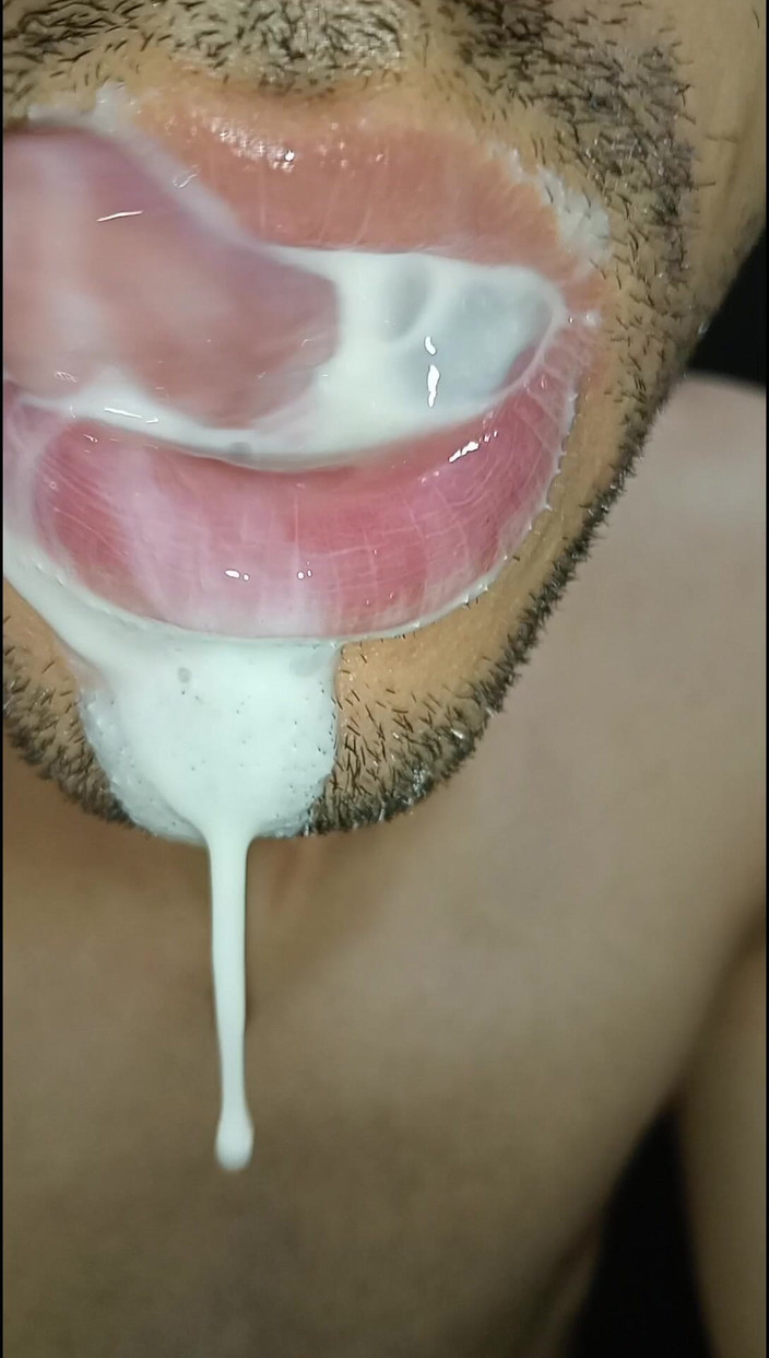 Rey rey: Porra na minha boca, brincar com seu esperma e engoli-lo,...