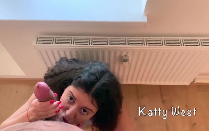 KattyWest: Відео від першої особи, мінет і раком з милою російською дівчиною