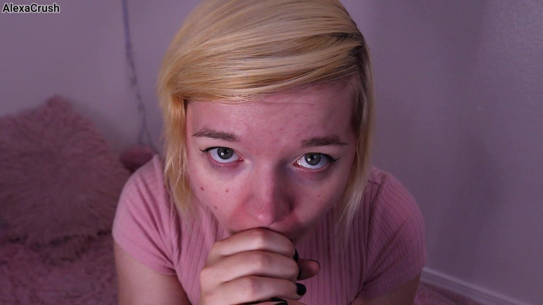 AlexaCrush: Hluboké kouření a dávení