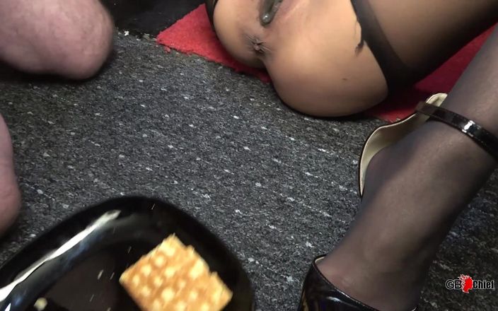 GangBang-Dream: Lia Amalia поедает сперму в гэнгбэнге с кримпаем, полная сессия