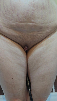 Mollige Vrouw Douchen - Lekker Poesje En Grote Natuurlijke Tieten