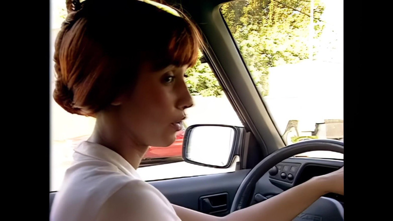 Bewitched!: Kitty Marie 在火辣女同性恋邂逅中的所有性感