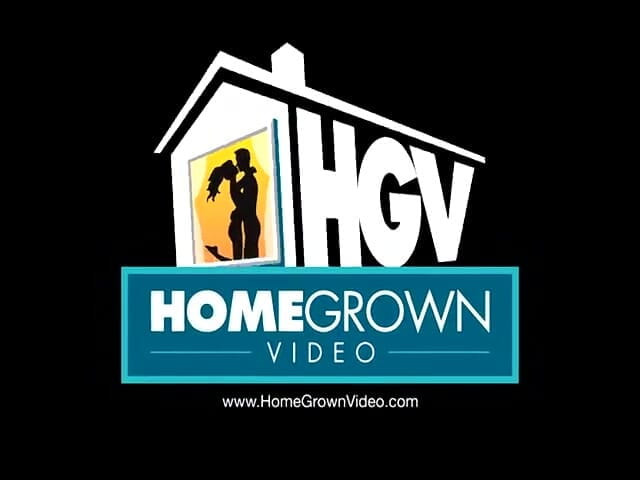 Homegrown GFs: Anastasia impara come fare un deepthroat
