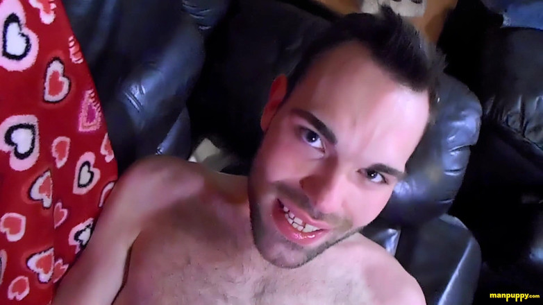 Man Puppy: Fotdyrkan och sperma ansiktsbehandling på Live Cam