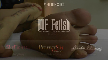 MF Fetish: I want my feet to be clean!
