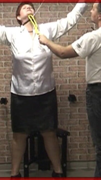Gry BDSM W Ramie Bondage