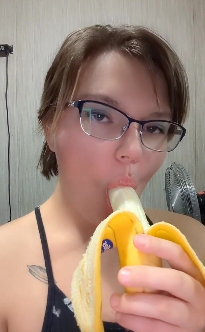 Funhousewife69: Bananowa zabawa