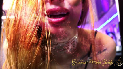 Goddess Misha Goldy: Hipnotizante ASMR con aleta! Nada más te hace correrte como...