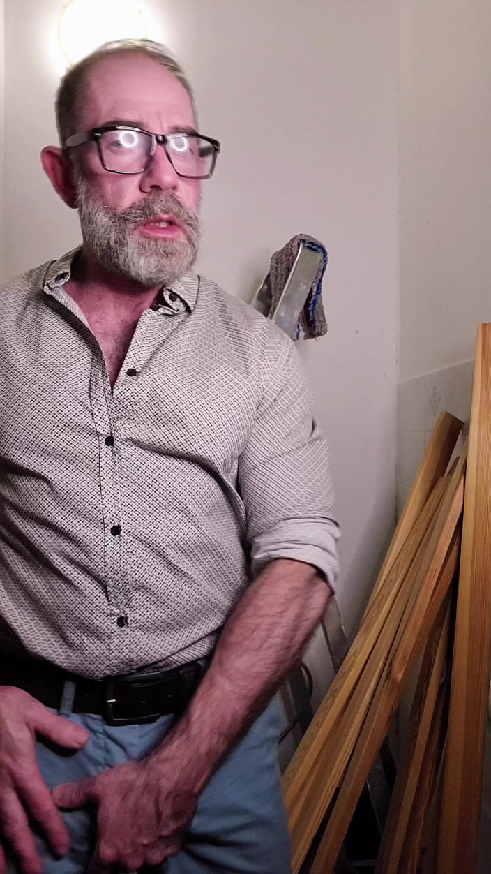 JackvanDean: Hairy Dilf Gets Caught Wanking