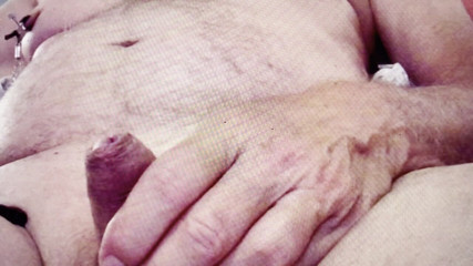 Mitchie: Я трахаю себя и делаю похотливые и извращенные игры