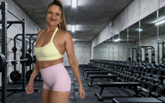 TabithaXXX: Cởi Bỏ Quần Áo Tập Thể Dục Của Tôi