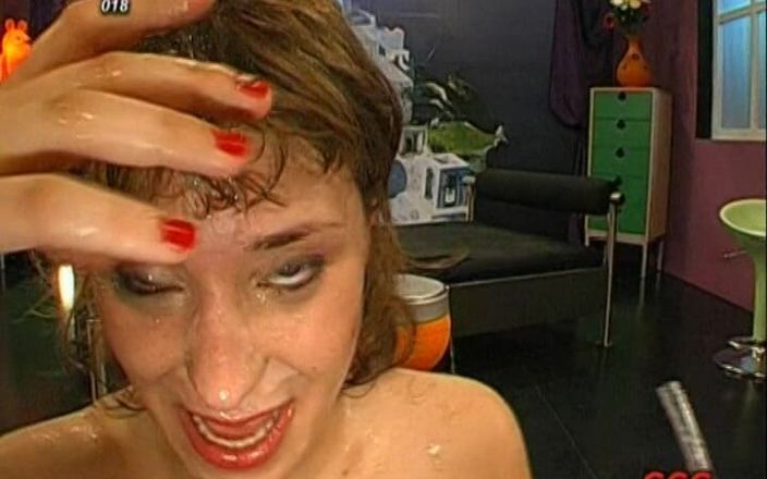 GGG John Thompson Studio: Ggg - gewoon weer een sperma-dag