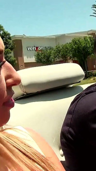 Stiefvader in de Caddy - scène 3 - Melissa Moore en Rico Sterk