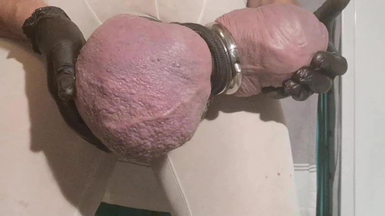 Monster_Meat_: मुझे कुछ मदद चाहिए ... मेरे साथ खेलने के लिए