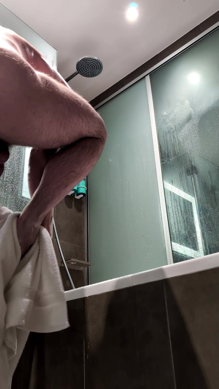 Mart_the_cat: Připojuji se ke svému tchánovi ve sprše