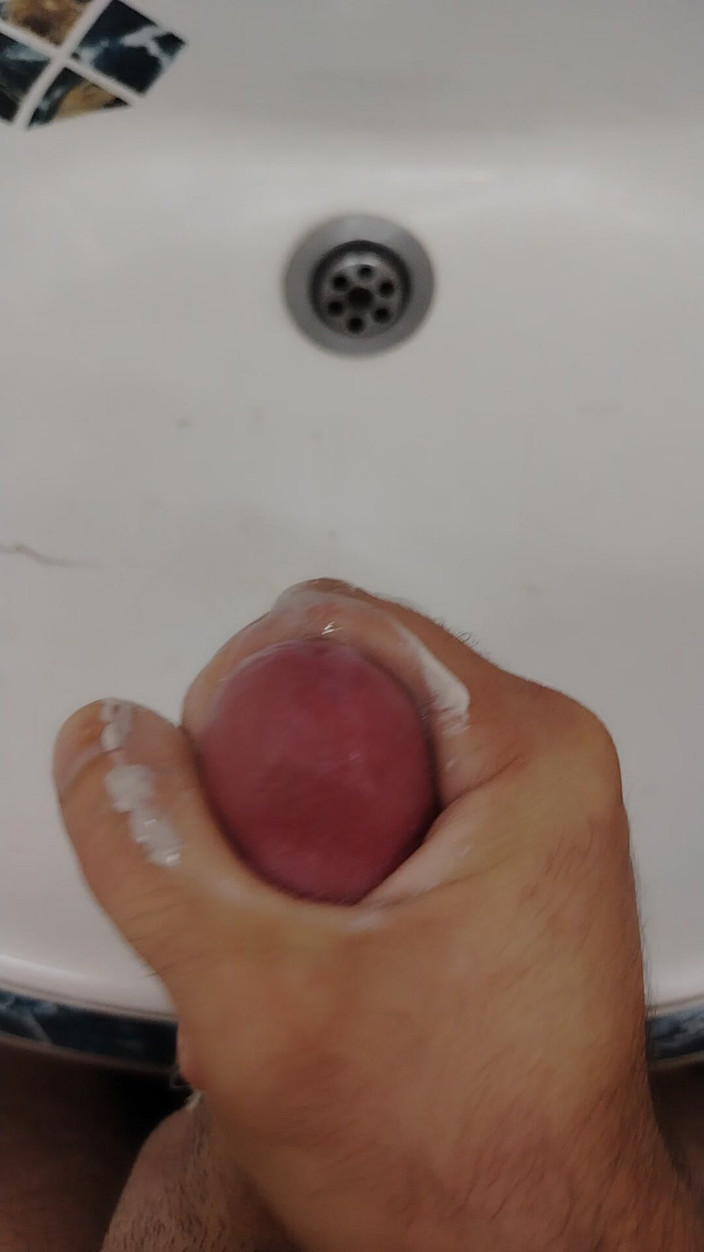 AlexKidd1748: Cumshot Before Bed