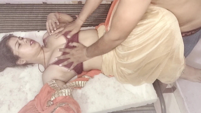Sexy Girlfriend Girl: 18 Yo Big Boobs Desi Indian Teen Fucked Passionately by...