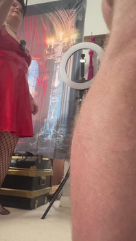 Latex bubble je zbičována a cained