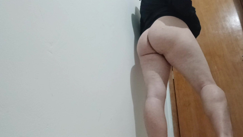 amateurbrazilian: Mon beau-père veut coucher avec moi tous les jours de...