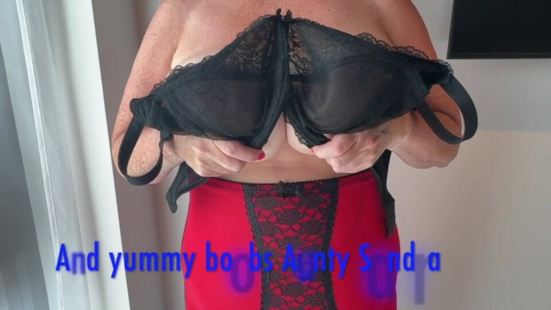 Aunty Sandra vintage girdle queen: Zia Sandra in Cintura Rossa Vgq58