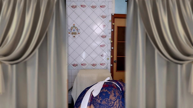 Lukerya: ホットな主婦ルケリヤ。新しい一日の始まり。