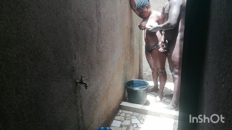 Pornsexlive: el sabor de hacer el amor en la ducha es...
