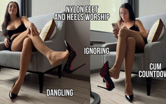 Princess Monica: Ibadah kasut tumit Saya Semasa Saya Mengabaikan Awak Dalam Nilon