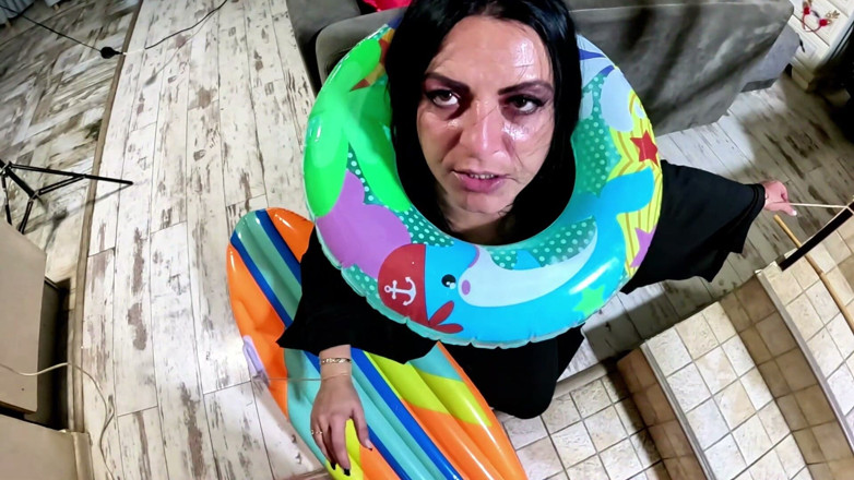 MilfyCalla: Bruja dominante fetiche inflable. Garganta profunda, chorreo de leche en...