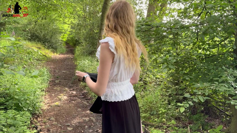 Bikergirl_97: In the Middle of the Hiking Trail the Pussy Is...