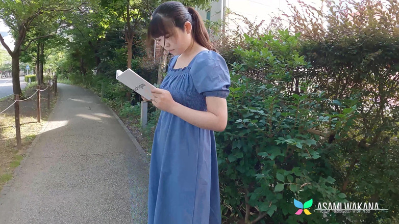 Tenshigao: Japanese Housewife Asami Wakana Comes to Us to Get Naked...