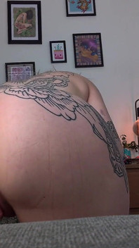 Nožní otrok a zadek hračka zvrácená femdom fantazie